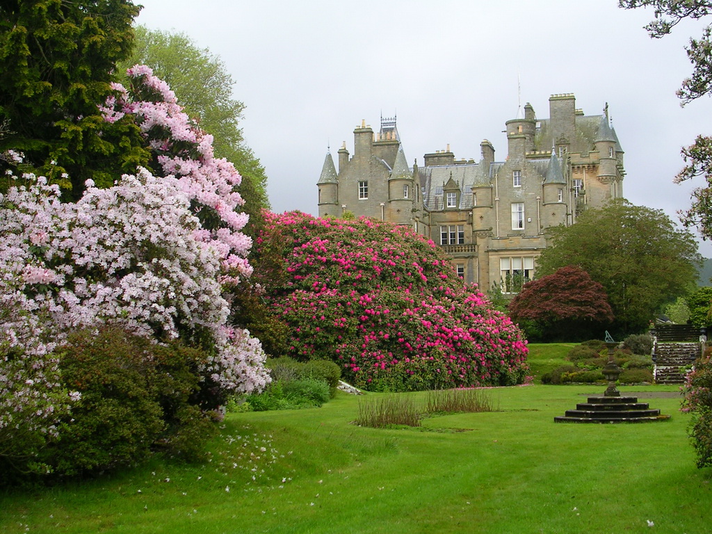 肯尼迪城堡花园 Castle Kennedy Gardens_调整大小.jpg